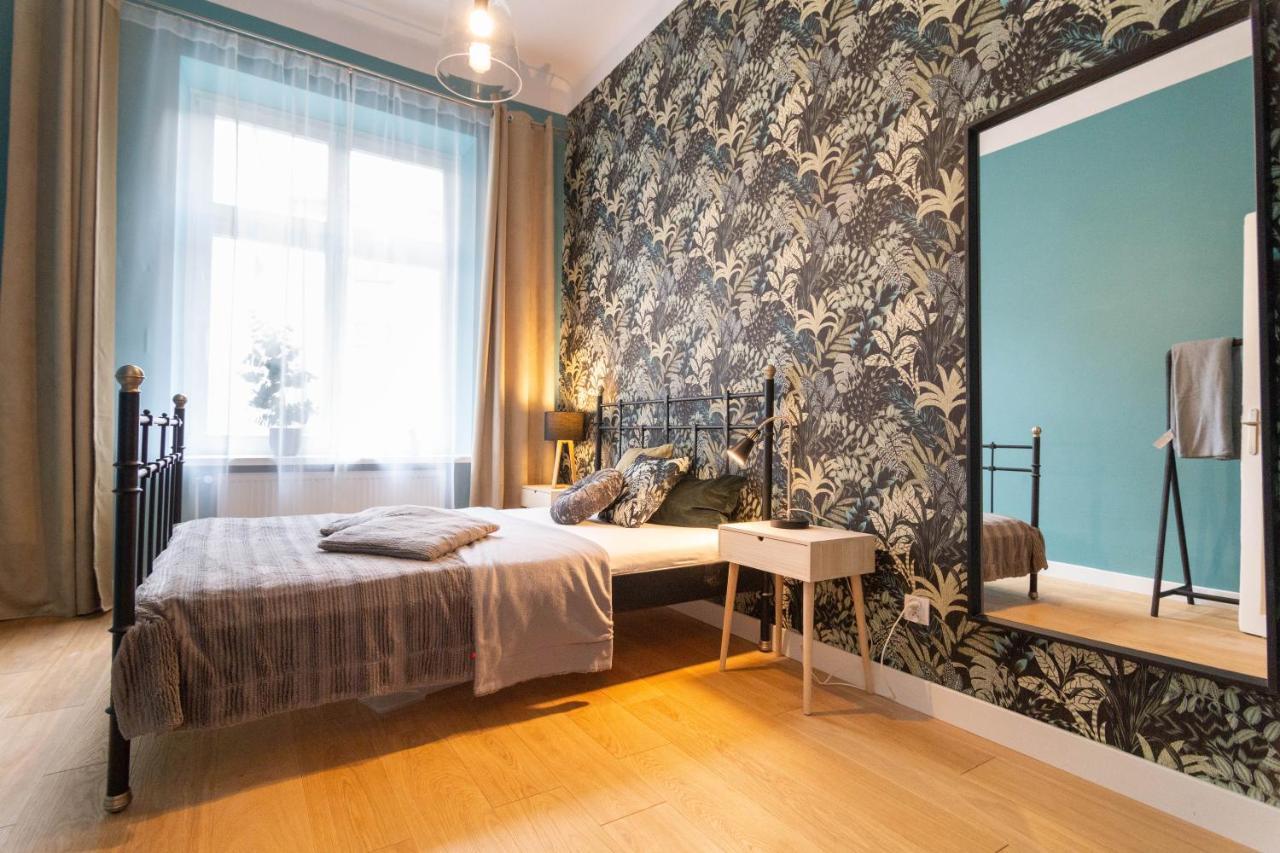 Glamorous And Brand New 2 Bedroom คราคูฟ ภายนอก รูปภาพ
